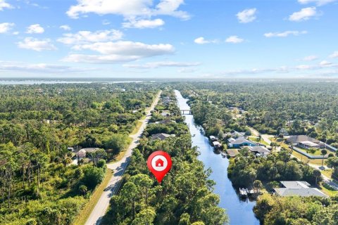 Land in Port Charlotte, Florida № 2118921 - photo 7