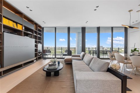 Condo in Miami, Florida, 2 bedrooms  № 1655932 - photo 4