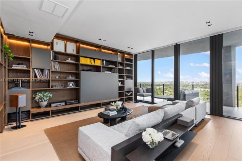 Condo in Miami, Florida, 2 bedrooms  № 1655932 - photo 5
