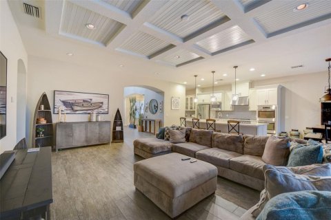 Купить виллу или дом в Сарасота, Флорида 11 комнат, 421.03м2, № 1663163 - фото 29