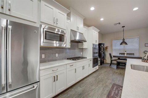 Купить виллу или дом в Сарасота, Флорида 11 комнат, 421.03м2, № 1663163 - фото 4