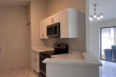 Apartamento en alquiler en Orlando, Florida, 2 dormitorios, 104.05 m2 № 1884131 - foto 6