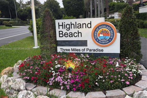 Condo à Highland Beach, Floride, 2 chambres  № 2317121