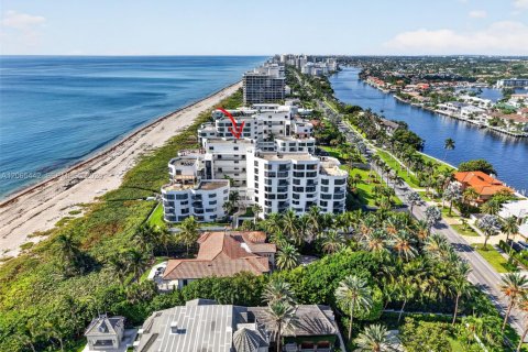 Condo in Highland Beach, Florida, 2 bedrooms № 2317121 - photo 4