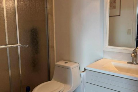 Adosado en venta en Miami, Florida, 3 dormitorios, 128.02 m2 № 2044055 - foto 22