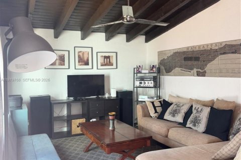 Adosado en venta en Miami, Florida, 3 dormitorios, 128.02 m2 № 2044055 - foto 6