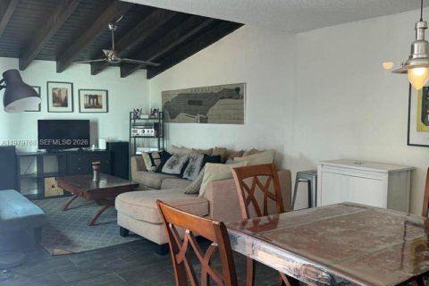 Adosado en venta en Miami, Florida, 3 dormitorios, 128.02 m2 № 2044055 - foto 9