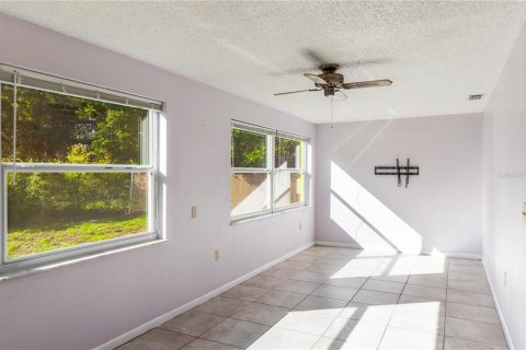 House in Lake Wales, Florida 2 bedrooms, 131.92 sq.m. № 1687797 - photo 14