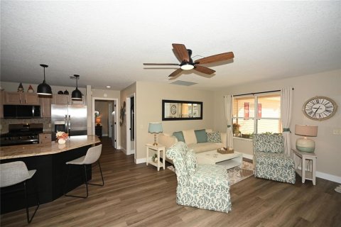 Villa ou maison à vendre à The Villages, Floride: 3 chambres, 129.32 m2 № 2407164 - photo 8