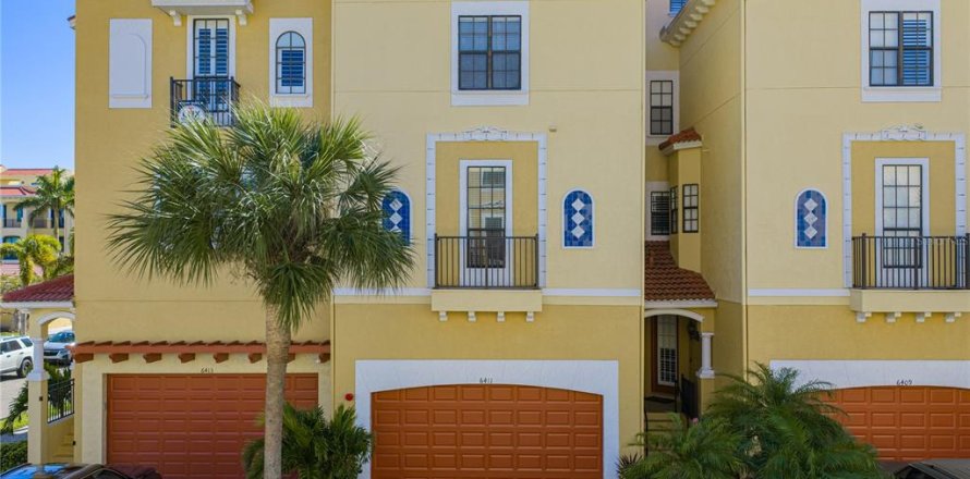 Townhouse in Apollo Beach, Florida 5 bedrooms, 299.33 sq.m. № 2091885