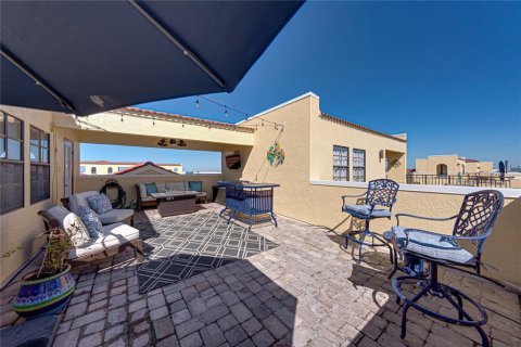 Touwnhouse à vendre à Apollo Beach, Floride: 5 chambres, 299.33 m2 № 2091885 - photo 30