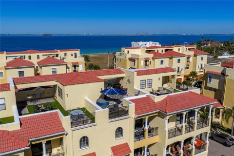 Touwnhouse à vendre à Apollo Beach, Floride: 5 chambres, 299.33 m2 № 2091885 - photo 26