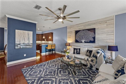 Townhouse in Apollo Beach, Florida 5 bedrooms, 299.33 sq.m. № 2091885 - photo 26
