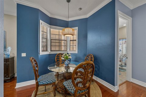 Townhouse in Apollo Beach, Florida 5 bedrooms, 299.33 sq.m. № 2091885 - photo 7