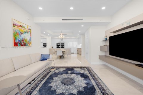 Condo in Sunny Isles Beach, Florida, 2 bedrooms  № 1644556 - photo 5