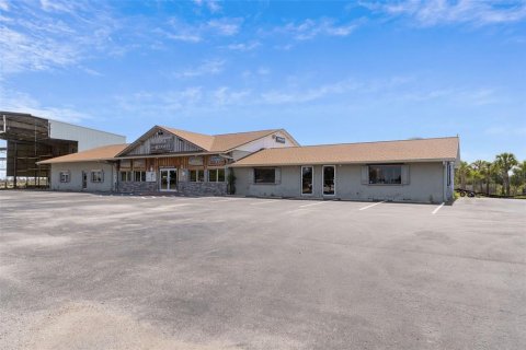 Propiedad comercial en venta en Hernando Beach, Florida, 603.86 m2 № 2138260 - foto 27