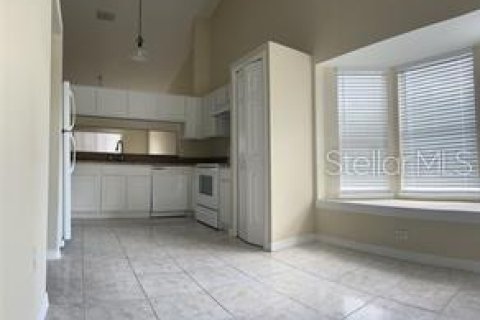 Casa en alquiler en Kissimmee, Florida, 3 dormitorios, 150.41 m2 № 1827846 - foto 3