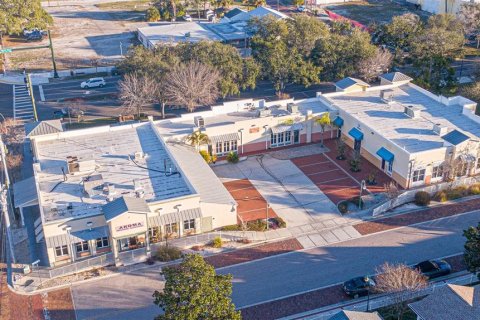 Commercial property in Largo, Florida 1011.61 sq.m. № 2109083 - photo 2