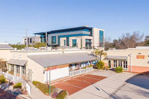 Commercial property in Largo, Florida 1011.61 sq.m. № 2109083 - photo 17
