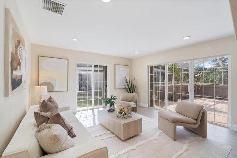 Touwnhouse à vendre à Palm Beach Gardens, Floride: 3 chambres, 171.68 m2 № 2439298 - photo 3