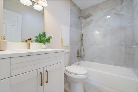Touwnhouse à vendre à Palm Beach Gardens, Floride: 3 chambres, 171.68 m2 № 2439298 - photo 21