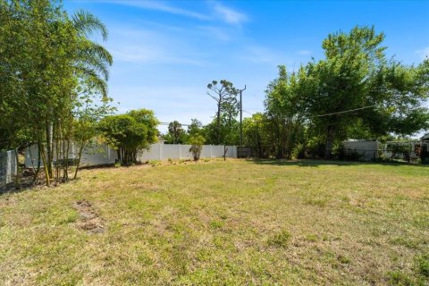 House in Port Charlotte, Florida 2 bedrooms, 117.15 sq.m. № 1602874 - photo 26