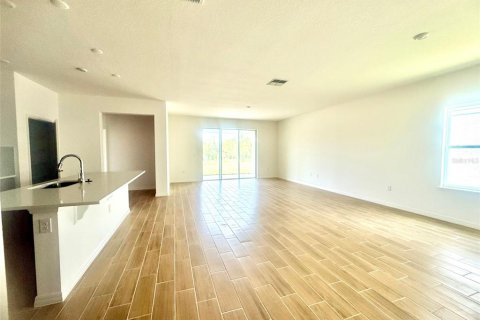 Casa en venta en DeLand, Florida, 4 dormitorios, 199.83 m2 № 1751669 - foto 4