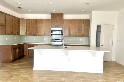 Casa en venta en DeLand, Florida, 4 dormitorios, 199.83 m2 № 1751669 - foto 3