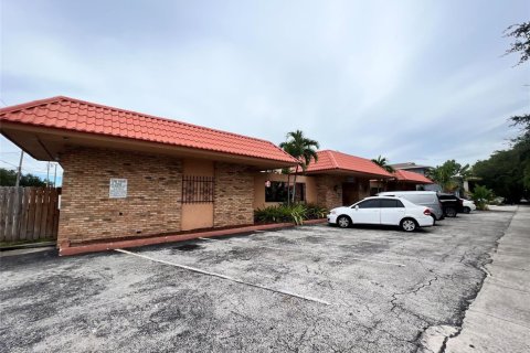 Apartment in Hollywood, Florida 3 rooms, 27.87 sq.m. № 2083396 - photo 6