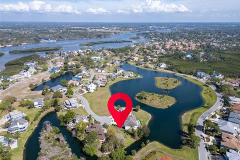 Terreno en venta en Tarpon Springs, Florida № 1597996 - foto 6