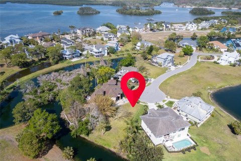 Terreno en venta en Tarpon Springs, Florida № 1597996 - foto 1
