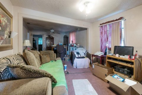 House in Lakeland, Florida 3 bedrooms, 80.64 sq.m. № 1915605 - photo 9