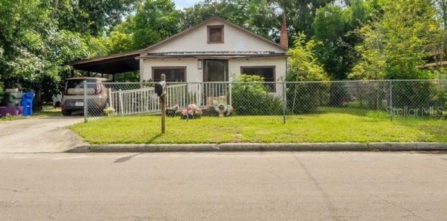 House in Lakeland, Florida 3 bedrooms, 80.64 sq.m. № 1915605