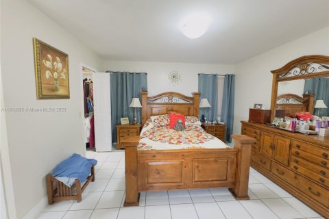 Casa en venta en Miami, Florida, 3 dormitorios, 126.72 m2 № 1968411 - foto 21
