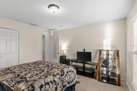 Casa en venta en Haines City, Florida, 4 dormitorios, 337.05 m2 № 2118899 - foto 26