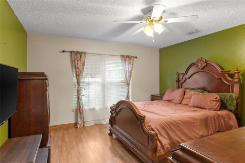 Casa en venta en Haines City, Florida, 4 dormitorios, 337.05 m2 № 2118899 - foto 23