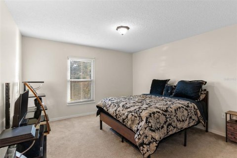 Casa en venta en Haines City, Florida, 4 dormitorios, 337.05 m2 № 2118899 - foto 25