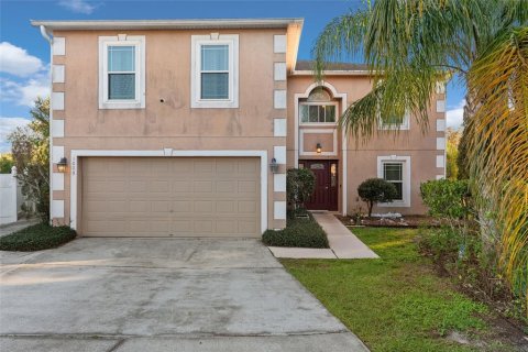 Casa en venta en Haines City, Florida, 4 dormitorios, 337.05 m2 № 2118899 - foto 2