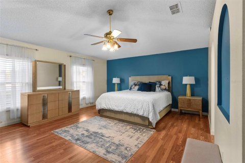 Casa en venta en Haines City, Florida, 4 dormitorios, 337.05 m2 № 2118899 - foto 15