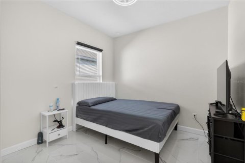 Casa en venta en Bradenton, Florida, 4 dormitorios, 230.86 m2 № 2167679 - foto 24