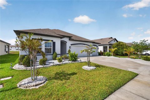 Casa en venta en Bradenton, Florida, 4 dormitorios, 230.86 m2 № 2167679 - foto 2