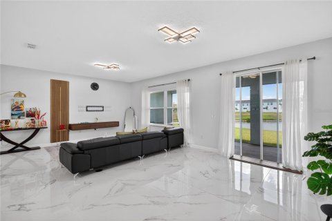 Casa en venta en Bradenton, Florida, 4 dormitorios, 230.86 m2 № 2167679 - foto 11