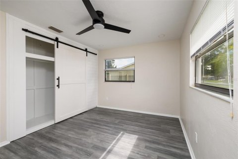 Casa en venta en Saint Petersburg, Florida, 3 dormitorios, 140.75 m2 № 2142031 - foto 28