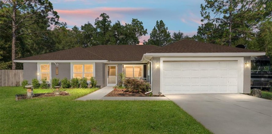 Casa en Dunnellon, Florida 3 dormitorios, 150.32 m2 № 1894185