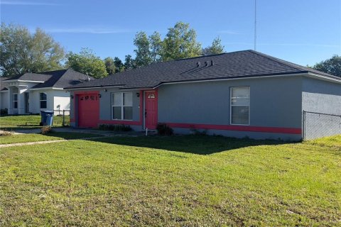 House in Orange City, Florida 3 bedrooms, 107.58 sq.m. № 1083973 - photo 29