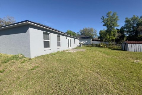 House in Orange City, Florida 3 bedrooms, 107.58 sq.m. № 1083973 - photo 23