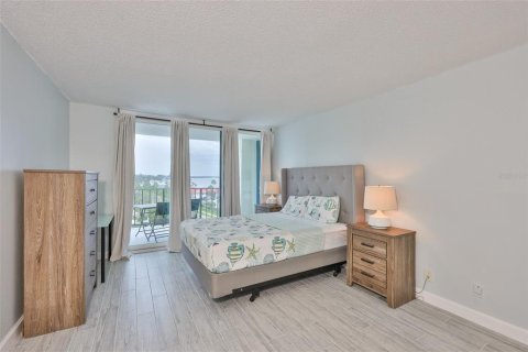 Condo in Clearwater, Florida, 2 bedrooms № 2104161 - photo 21