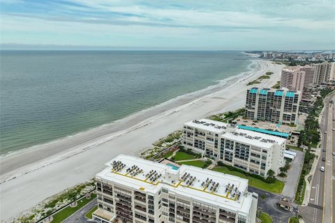 Condo in Clearwater, Florida, 2 bedrooms № 2104161