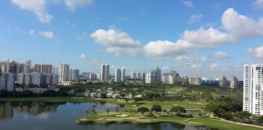 Condo à Aventura, Floride, 2 chambres № 1817066