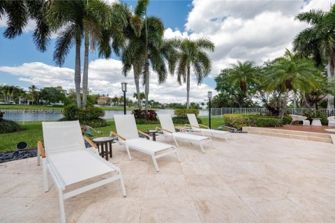 Villa ou maison à vendre à Weston, Floride: 5 chambres, 616.5 m2 № 2044495 - photo 18